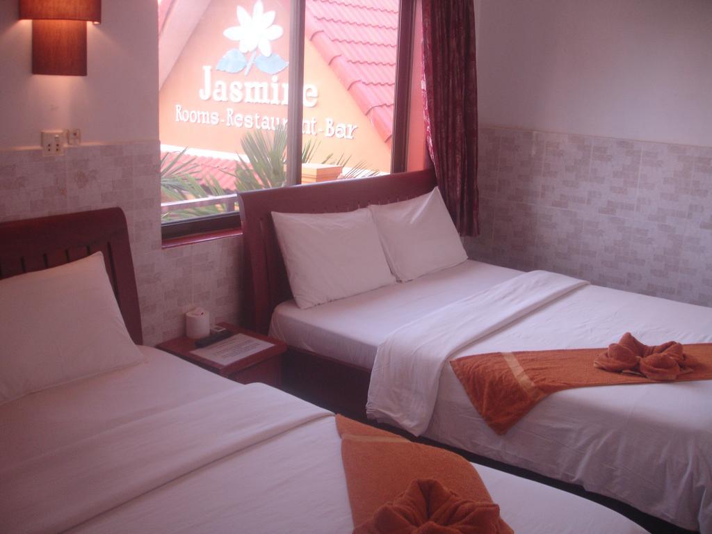 Jasmine Family Hostel Σιέμ Ρέαπ Εξωτερικό φωτογραφία