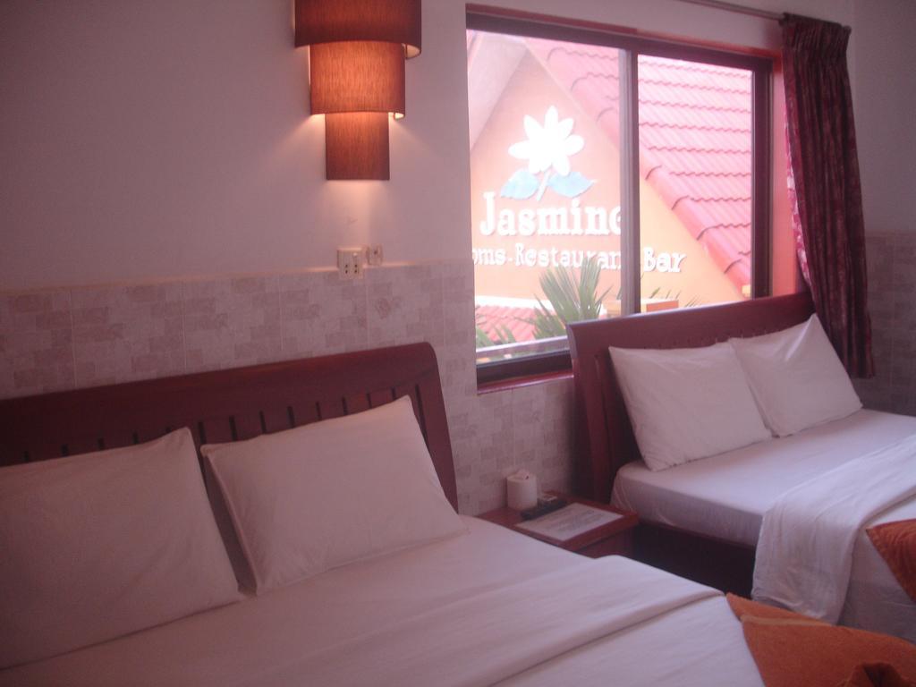 Jasmine Family Hostel Σιέμ Ρέαπ Εξωτερικό φωτογραφία