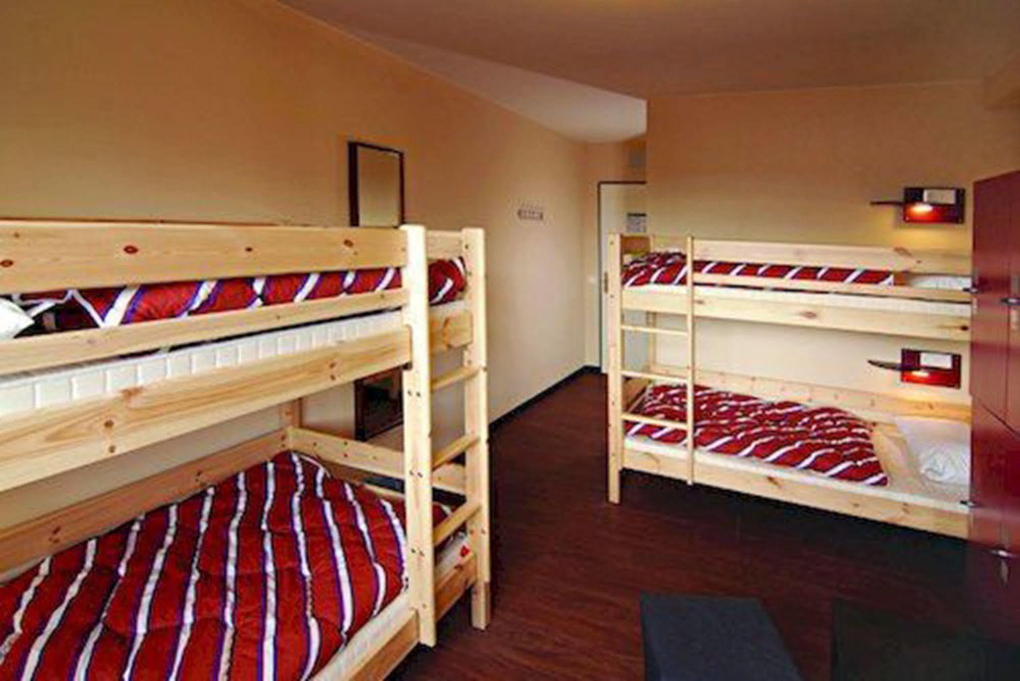 Jasmine Family Hostel Σιέμ Ρέαπ Εξωτερικό φωτογραφία