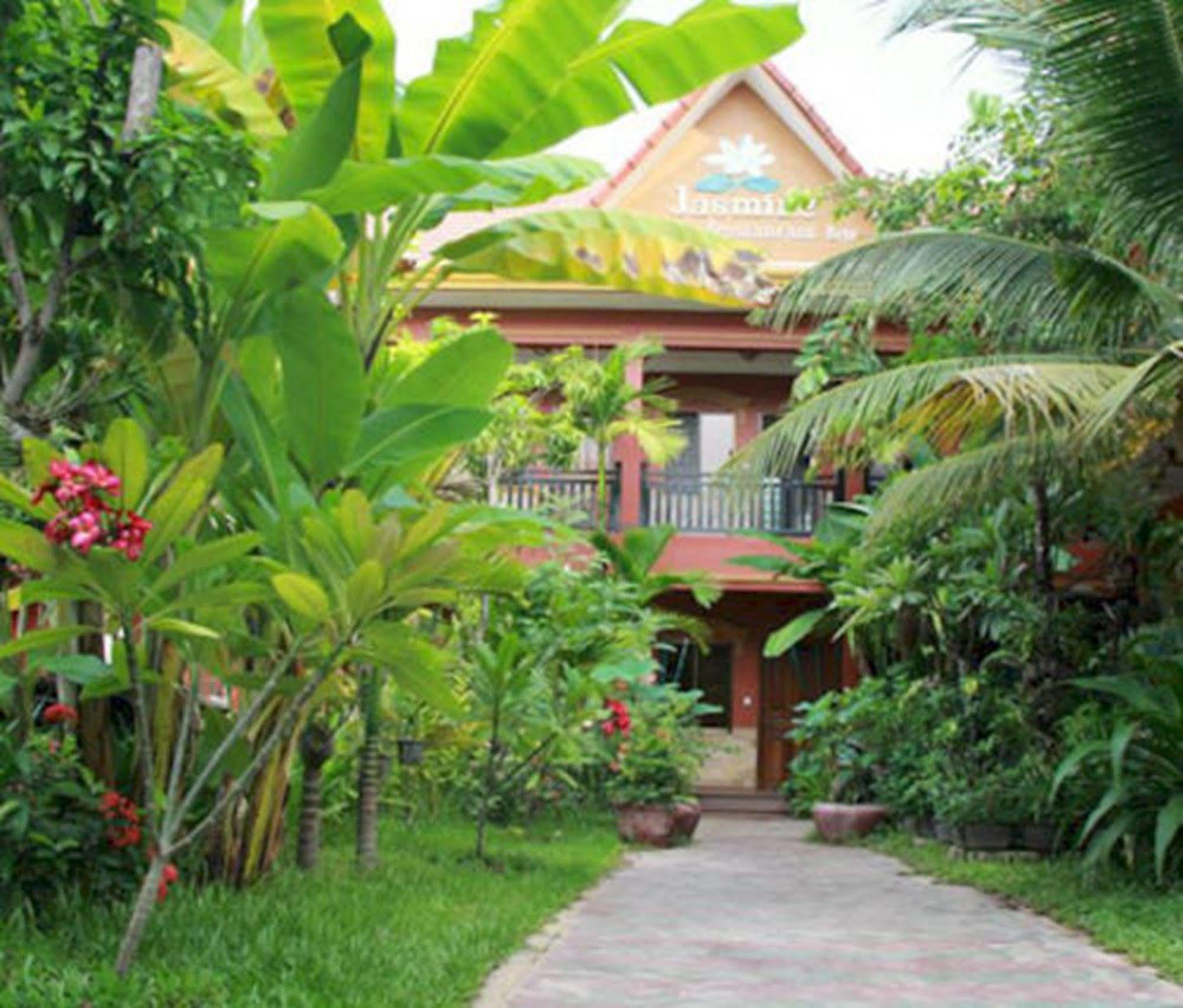 Jasmine Family Hostel Σιέμ Ρέαπ Εξωτερικό φωτογραφία